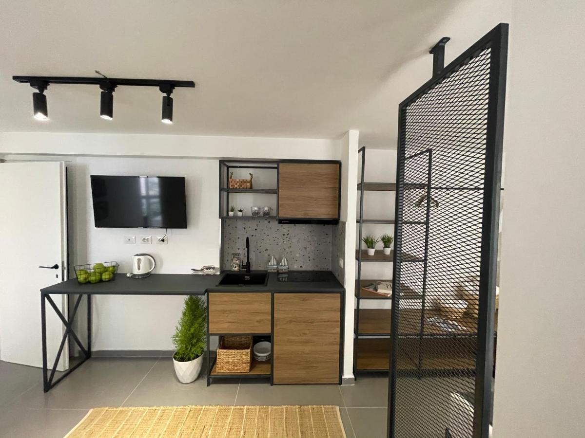 Vela Apartament 2 Sarandë Exterior foto